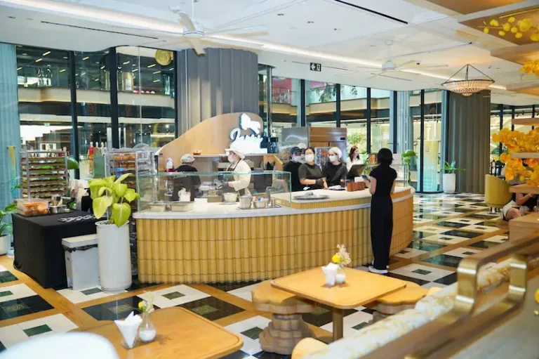 สิ้นสุดการรอคอย! James Boulangerie ผู้จุดกระแส “ร้านครัวซองต์คิวยาว” รุก CBD ครั้งแรก ปักหมุด Gaysorn Amarin แก้ Pain Point คนเมือง ไม่ต้องเดินทางไกล พร้อมขยายฐานลูกค้าต่างชาติ